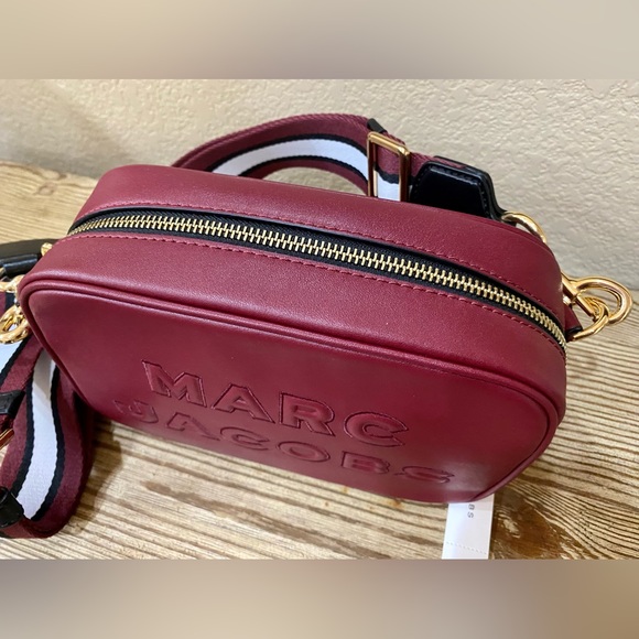 Authentic Marc Jacobs Camera Bag NWT - Picture 2 of 11